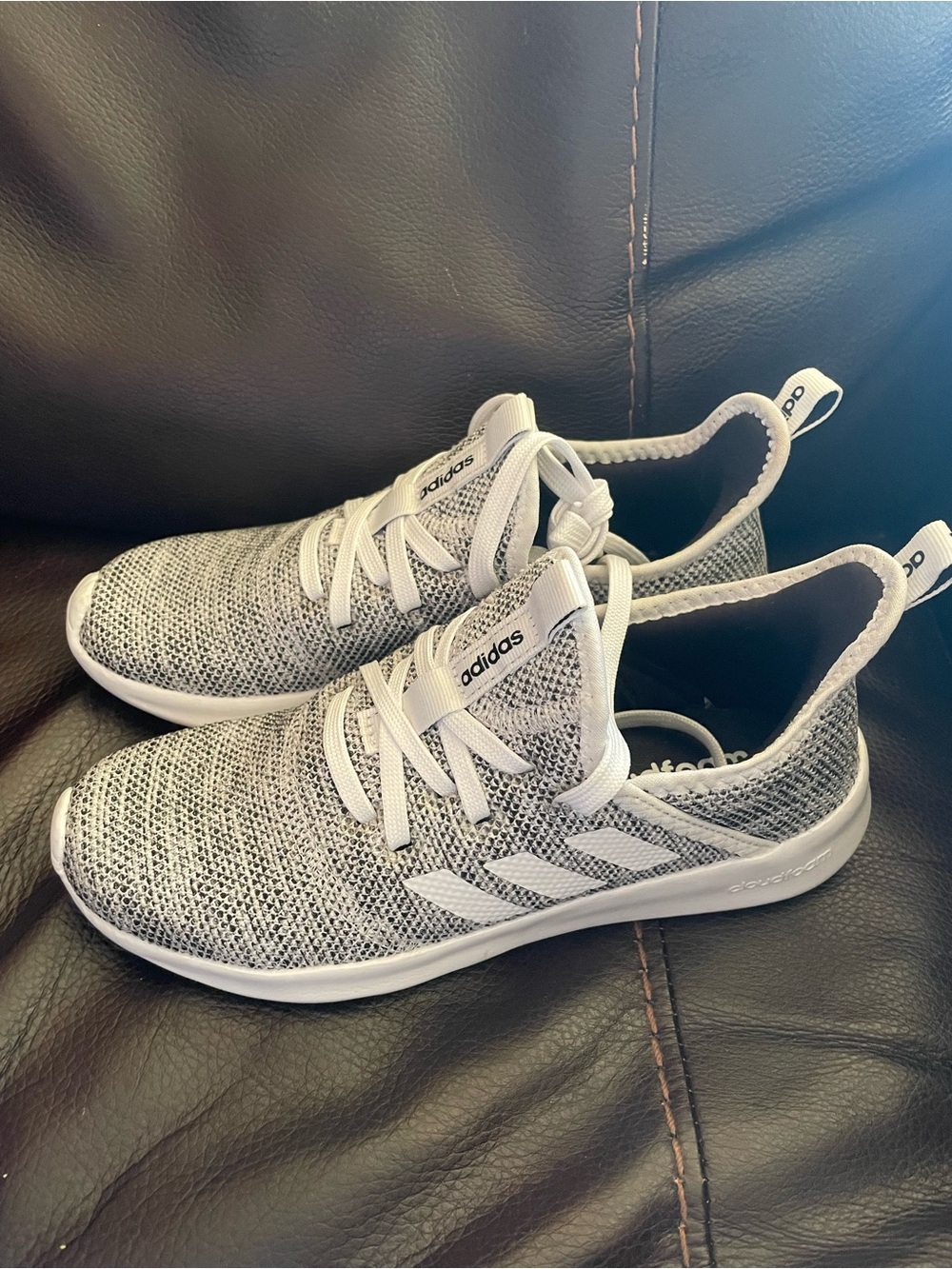 Adidas Cloudfoam Pure 2.0 Running Shoe Gray/White HO4756 Women’s Sz 5